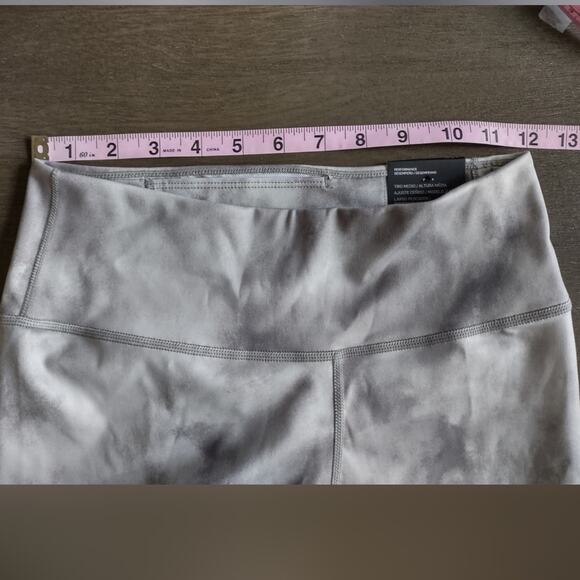 Nike Icon Clash Cropped Tie Dye Leggings Size Small - Picture 13 of 16